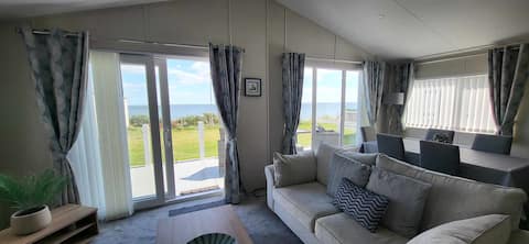 Top performing Airbnb: Sea Front Luxury Coastal Lodge in Newbiggin By The Sea