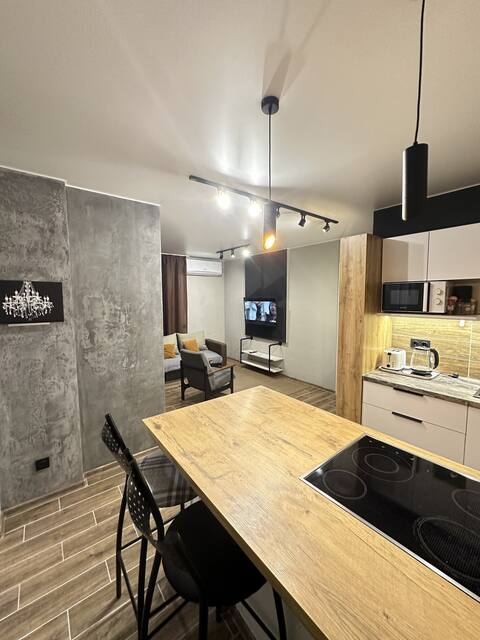 Diamond center of apartment
