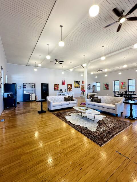 Freighthouse Suite