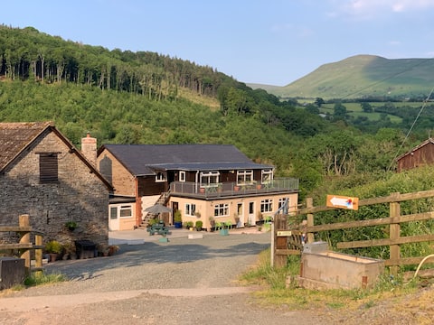 The Living Energy Whole Farm Accommodation