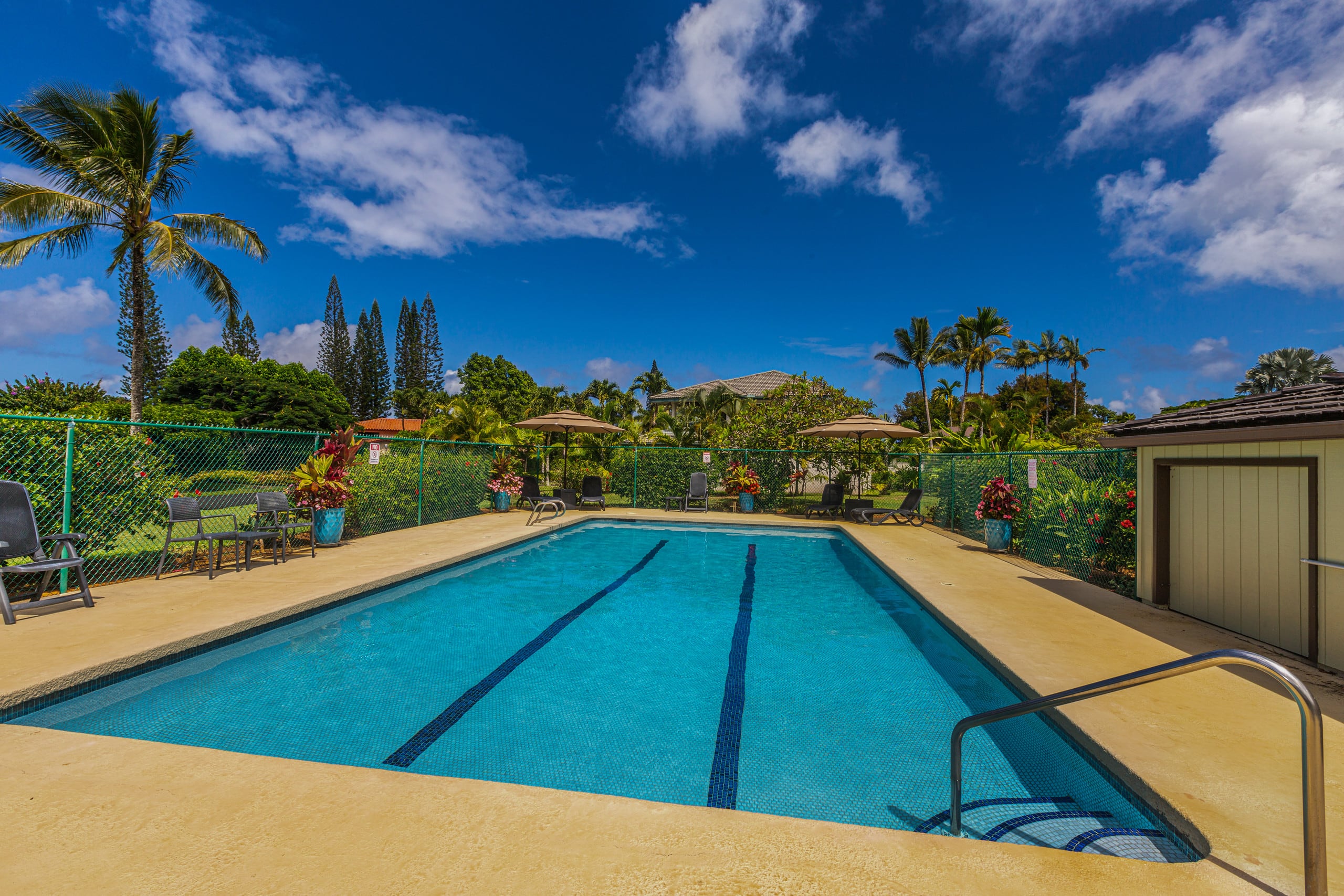 Home in Princeville · ★4.83 · 4 bedrooms · 5 beds · 2.5 baths - Image 17