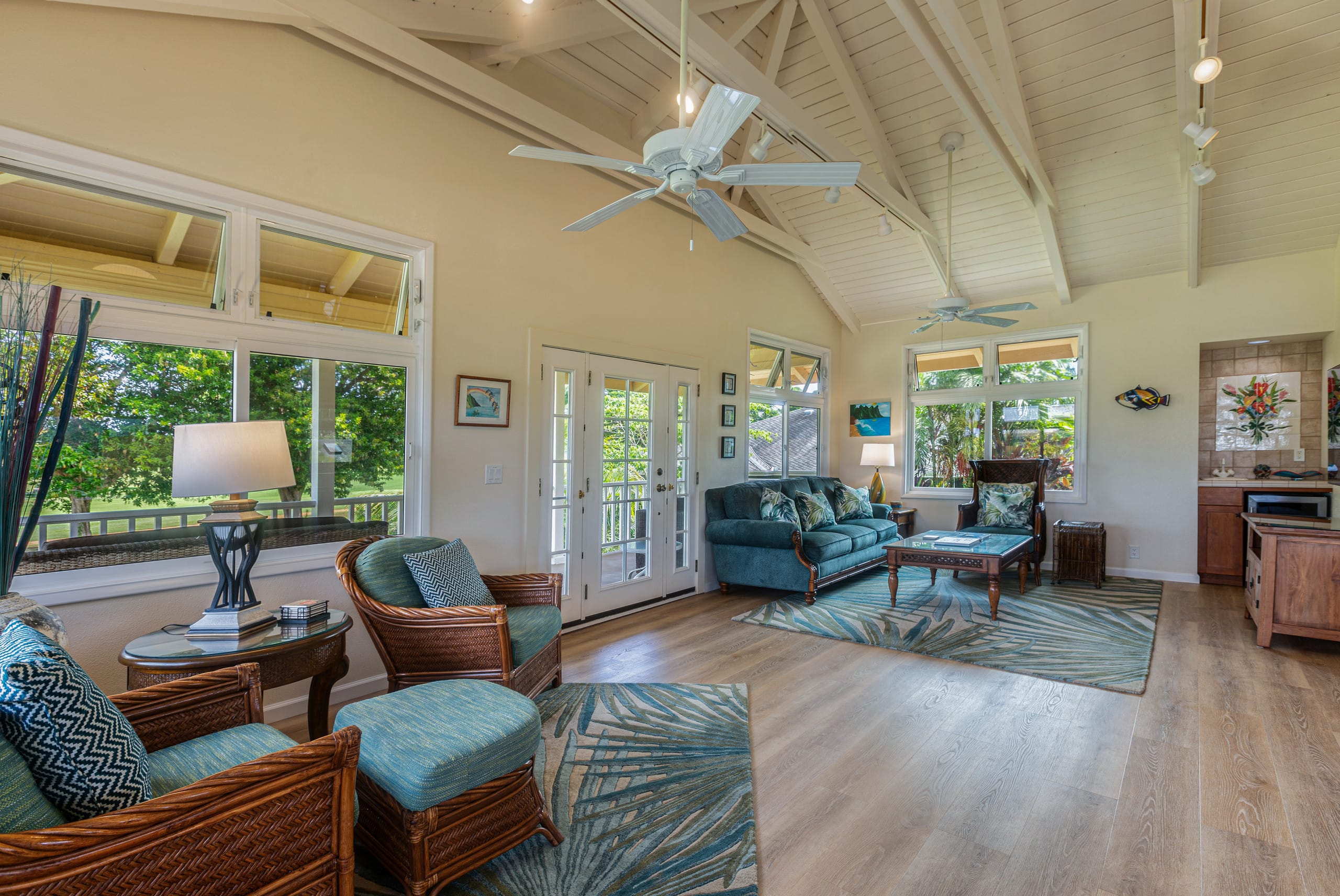Home in Princeville · ★4.83 · 4 bedrooms · 5 beds · 2.5 baths - Image 20