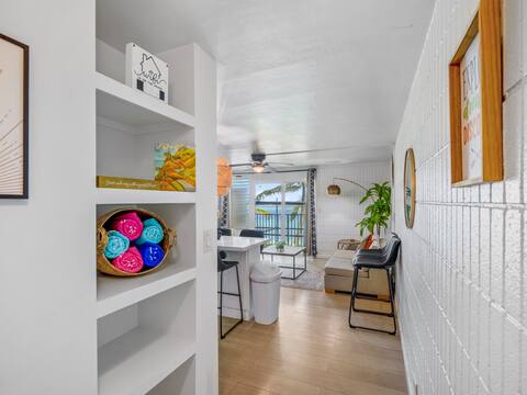 Top Airbnb: Ultimate Beach Escape: 1BR Cozy NorthShore Unit in Punaluu