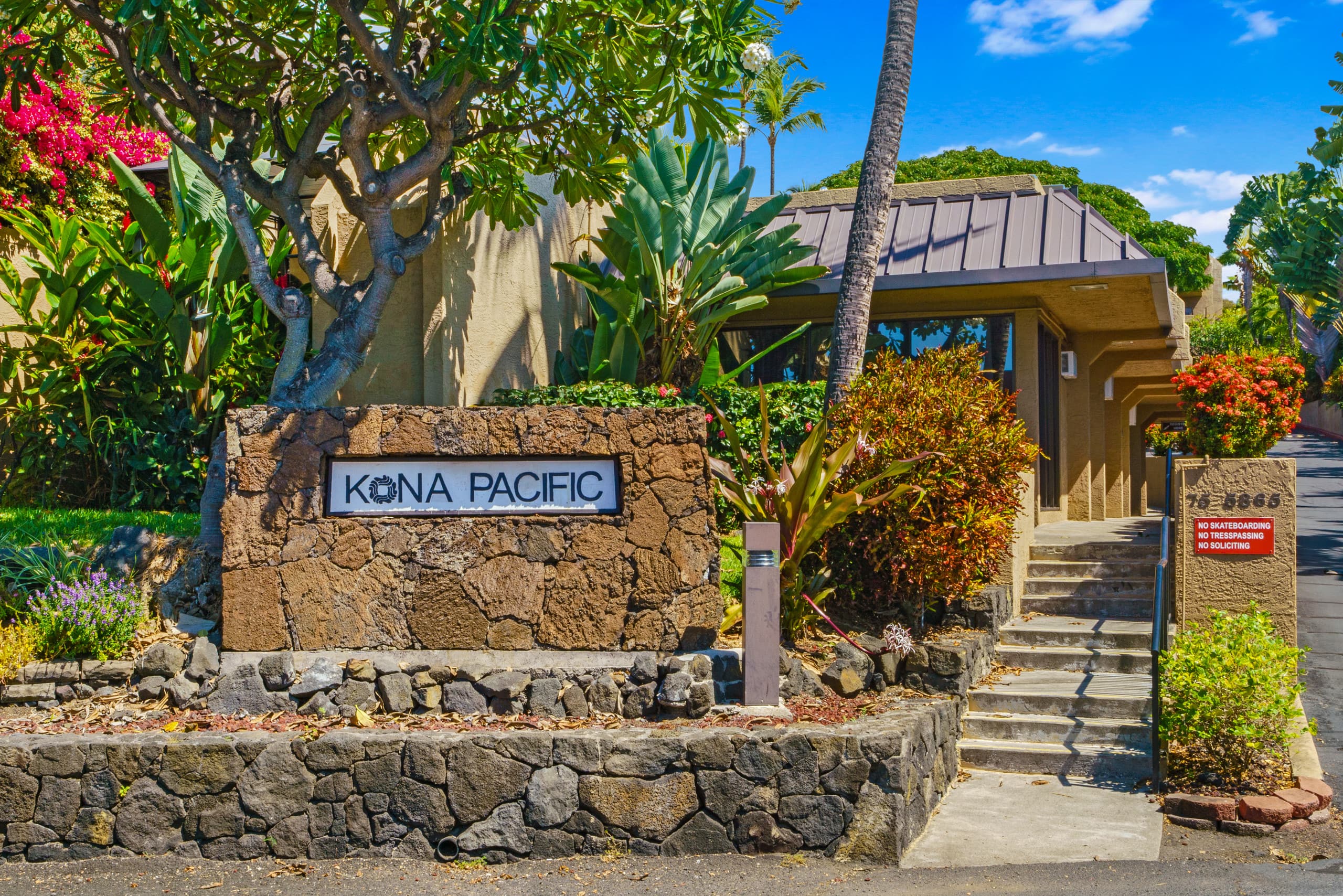 Condo in Kailua-Kona · ★4.86 · 1 bedroom · 1 bed · 2 baths - Image 40