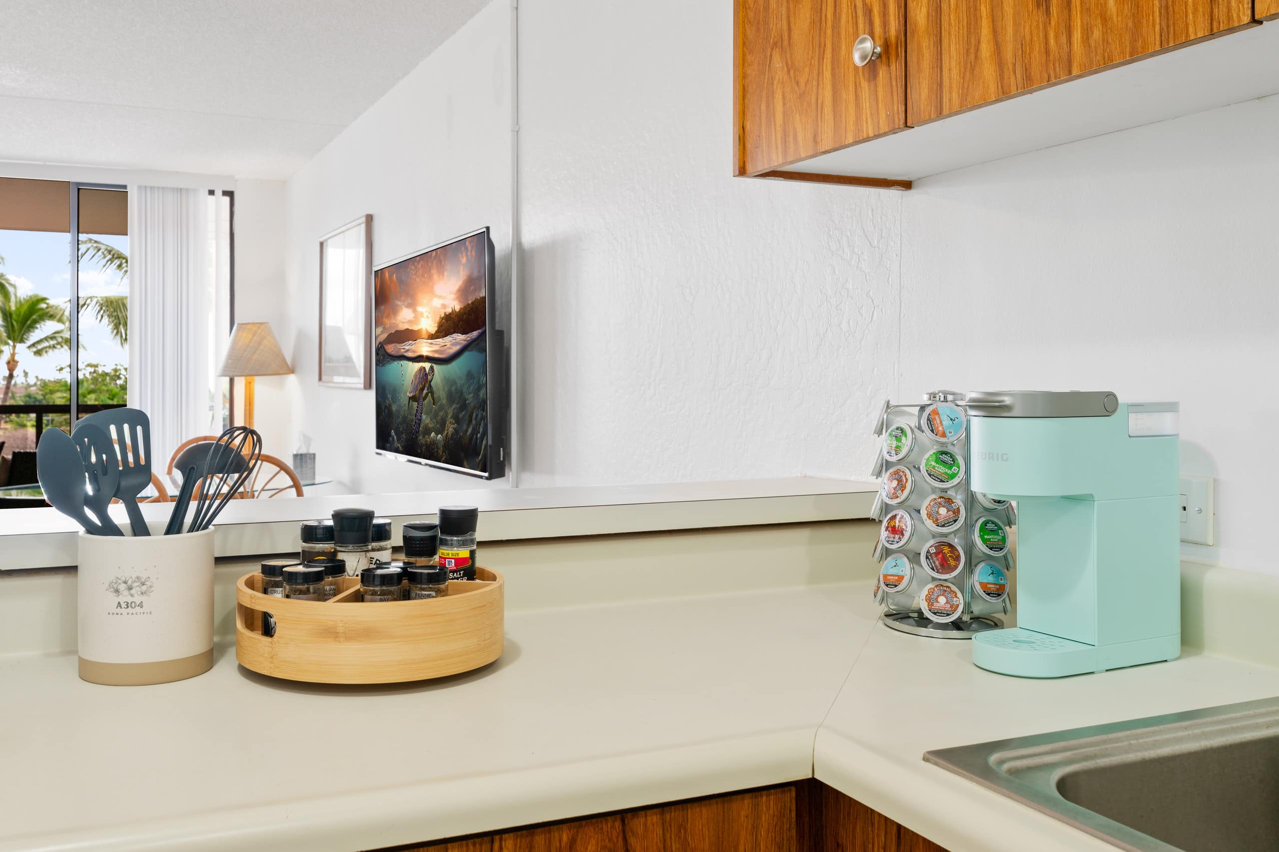 Condo in Kailua-Kona · ★4.86 · 1 bedroom · 1 bed · 2 baths - Image 8