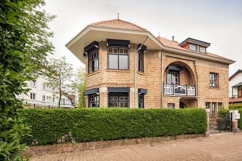 full "Cottage Villa" for 6-8 people