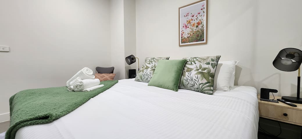 Absolute Collins Two Bedroom Apartment