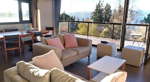 Airbnb con mejor rendimiento: House with spectacular lake view en San Carlos De Bariloche