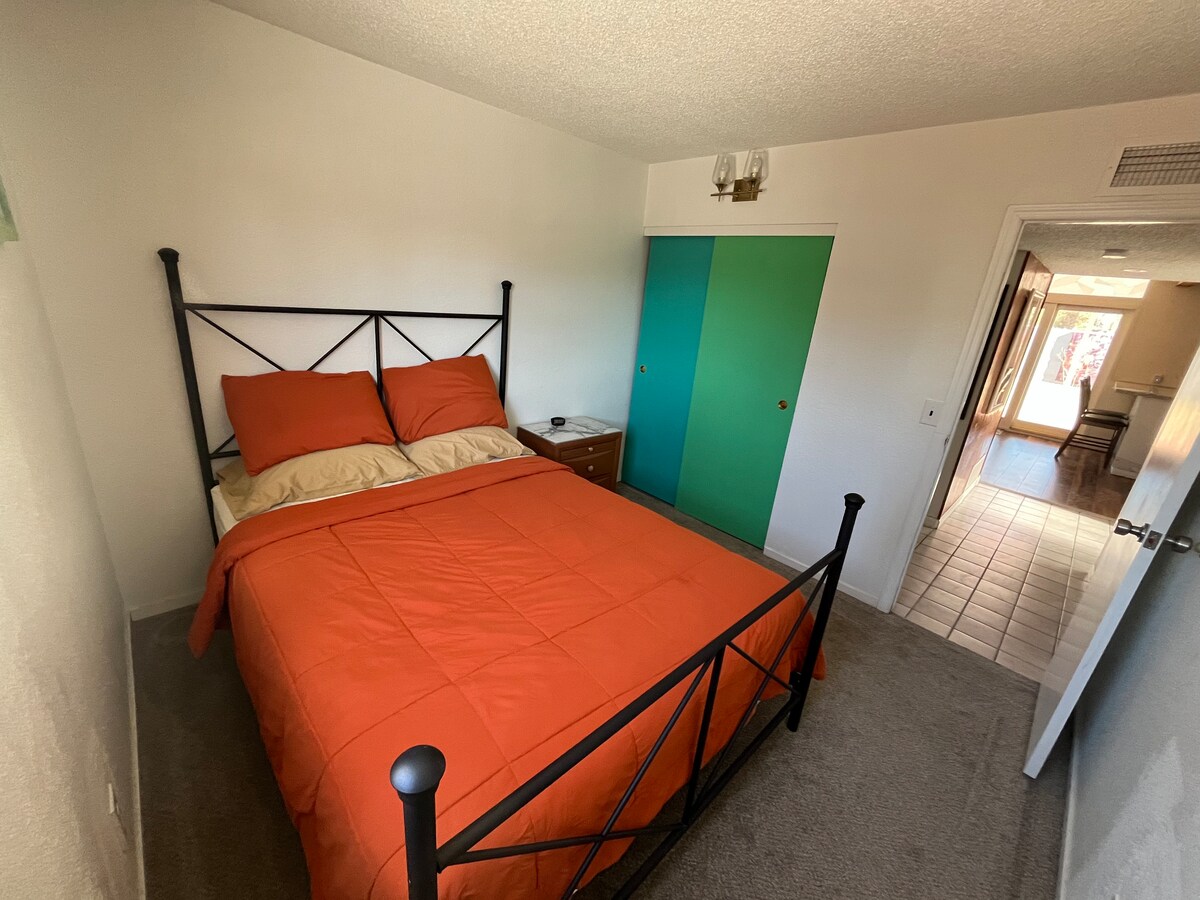 Mid Century Modern Gem