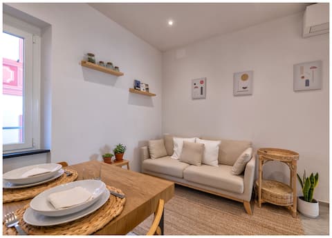 Popular Airbnb listing: Estia - apartment in the heart of Varazze in Varazze