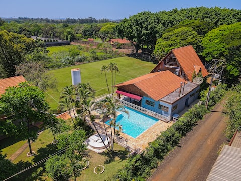 Exclusive for groups - 4,000 m2 of nature! Up to 20!