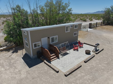 Tiny Home, close to Death Valley