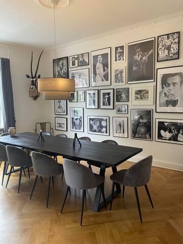 Amazing mansion in the heart of Frederiksberg gallery image 2