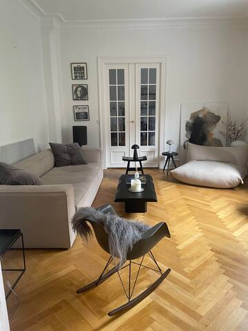 Amazing mansion in the heart of Frederiksberg gallery image 3