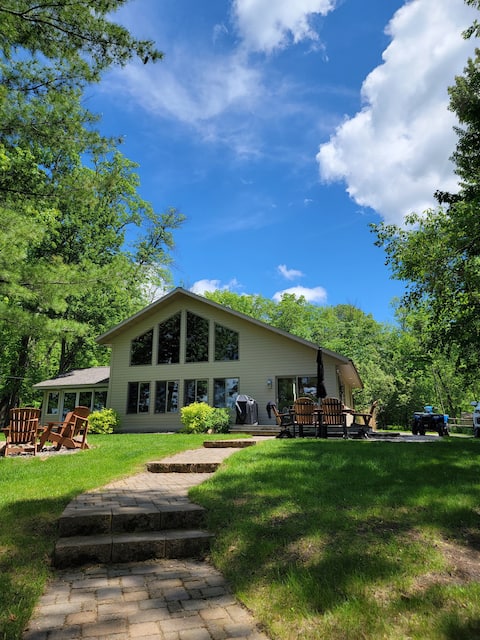 Lake Mary Lodge in Emily, MN