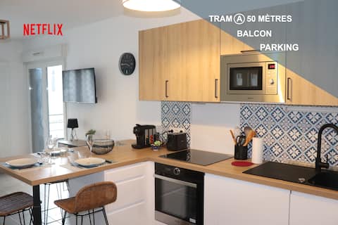 Les Cèdres – Tram 50 meters away – Parking – Loggia