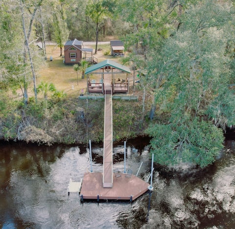 Suwannee River Hide Away Cabin