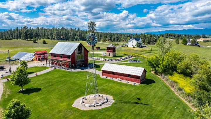 Exclusive Guest Ranch w/ train caboose