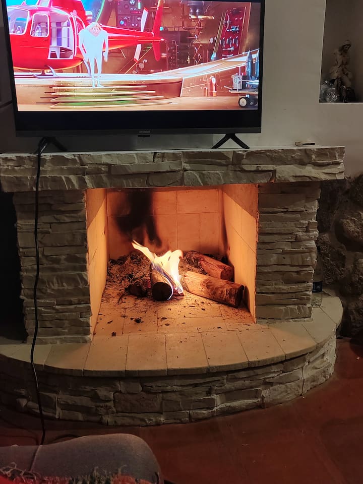 คุณสามารถใช้เวลากับครอบครัวและเตาผิงอุ่นๆ