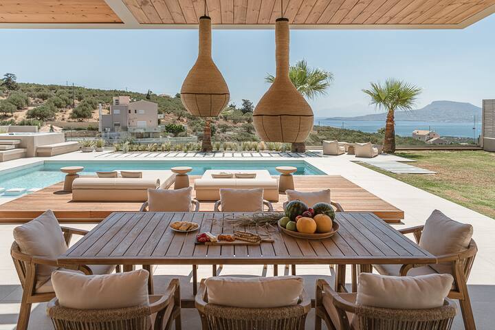 Villa Niolos I, Elegant Villa with Souda Bay Views gallery image 4