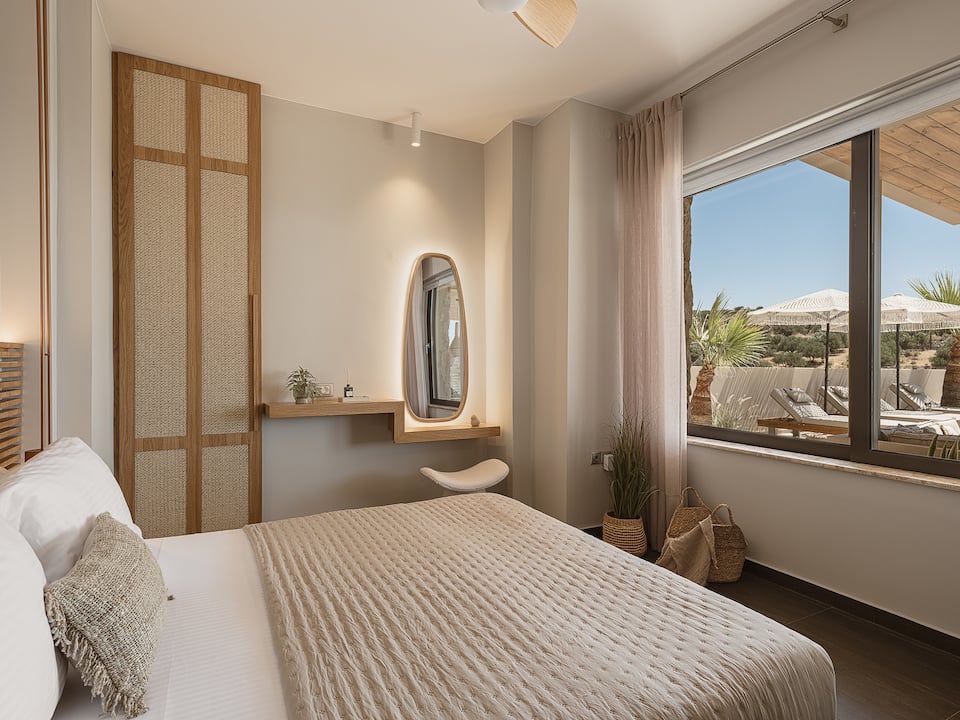 Villa Niolos I, above Souda Bay, Sternes, Crete, Greece, photo 9 of 10