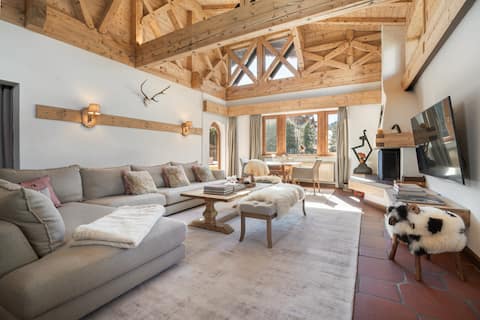 Central luxury private chalet with sauna and pool