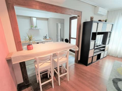 BEC, Cruces Hospital, free parking, 15' to Bilbao