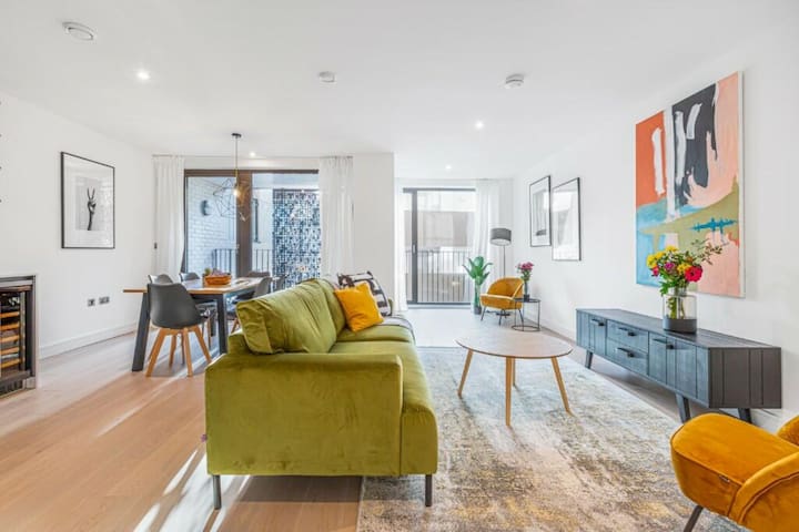 Modern Shoreditch 2 bed By Station & Attractions