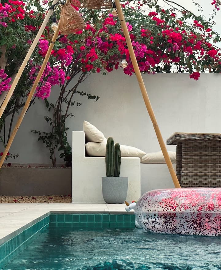Bayt Lili - Private Pool Chic Interiors - Dubai