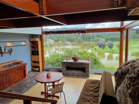 Cabin with spectacular lake views