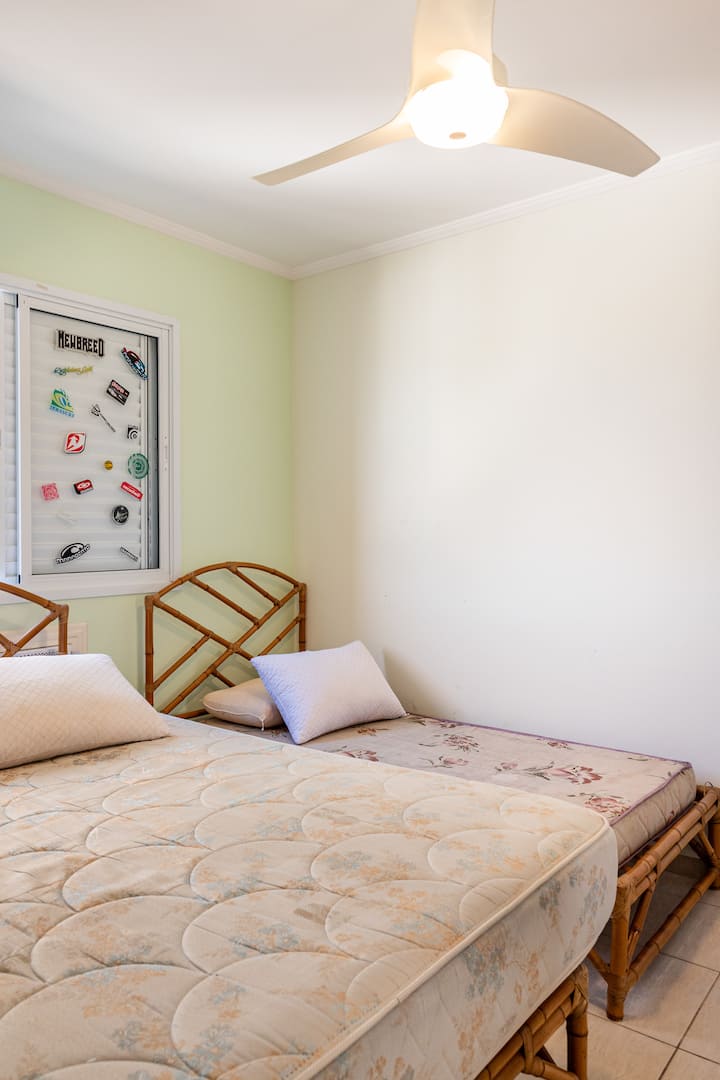 غرفة النوم 2