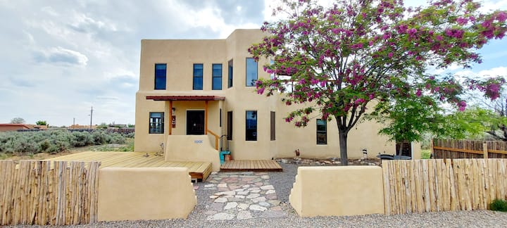 Casa Vinella Viejo - Taos, NM