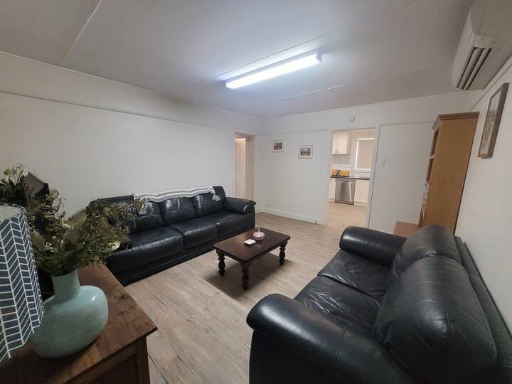 Cosy Country Cottage Escape Near Wilsons Prom - Foster