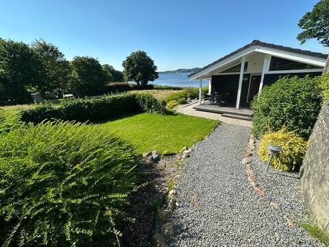 Summer house with amazing water views