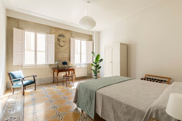 Ruga23-1 | Two Adjoining Apartments In The Center - Cortona