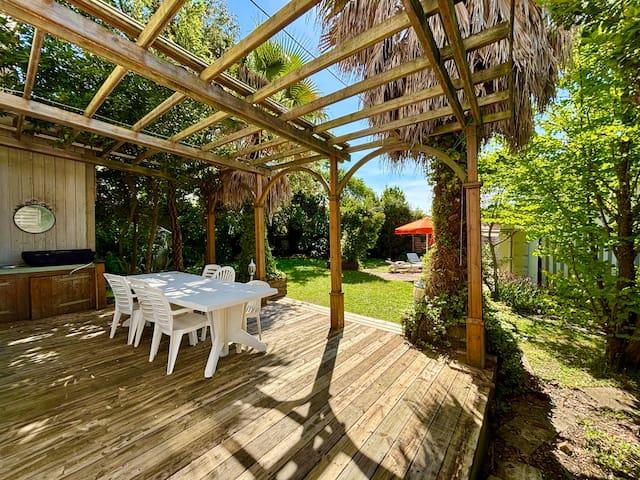 Agence De L'Horizon managed Airbnb listing 2
