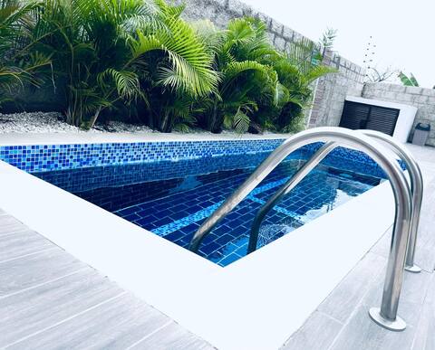 Full house with pool