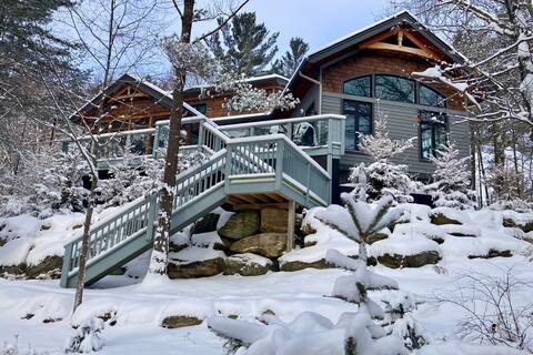 Muskoka Soul | Modern 6-Bedroom Luxury Lakehouse
