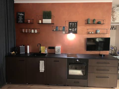 24 m² Studio No. 8 with fully equipped kitchen