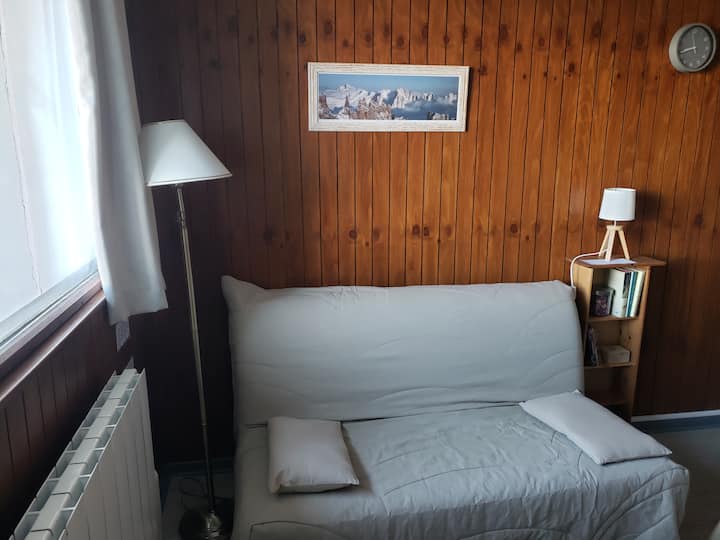 Studio En Plein Cœur De La Station De Super Besse. - Besse-et-Saint-Anastaise