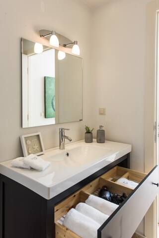 SeaCrete villa – Amazing seaview with private pool gallery image 2