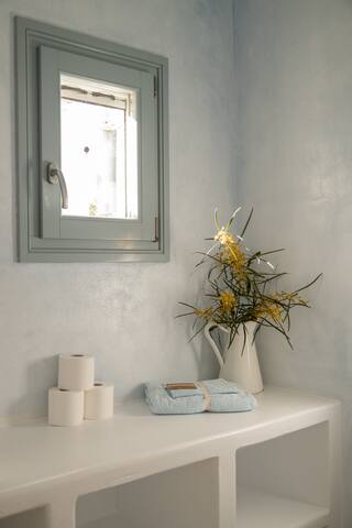 Minos Villa Antiparos gallery image 5