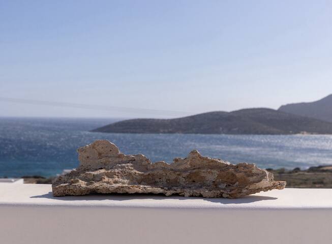 Minos Villa Antiparos gallery image 2