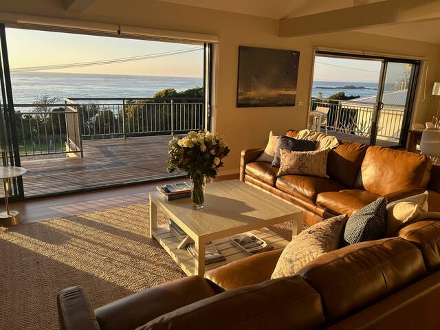 Sawtell Beach House gallery image 3