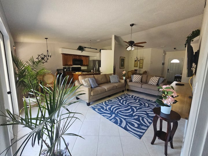 The Sandhill Blue House - Palm Bay, FL