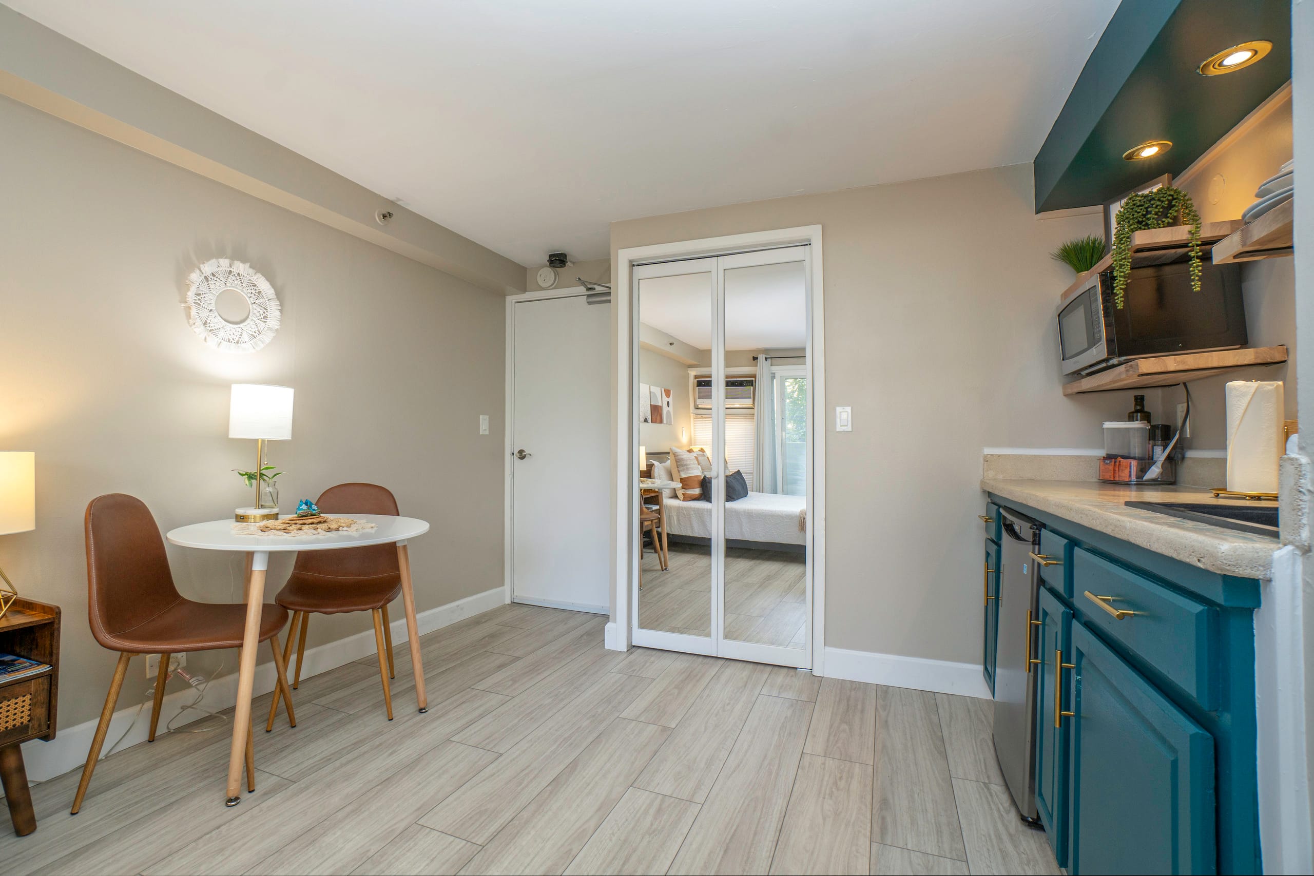 Cozy Studio, Close to the Beach, Wi-fi - Image 4