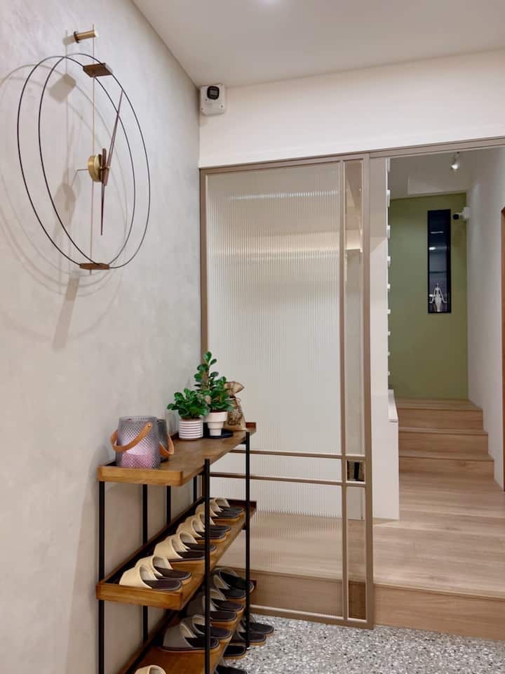 荷米輕.新館-台南-正市中心合法包棟民宿（10-16人獨立使用） - Tainan