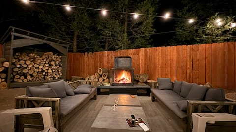 The Fox Den|Large Entertaining Cabin For Families