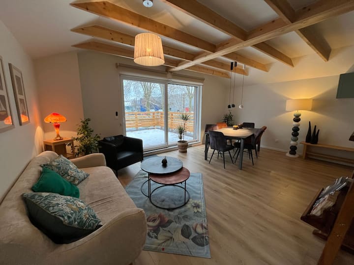 Gite-apartment com' from the peaks to the water