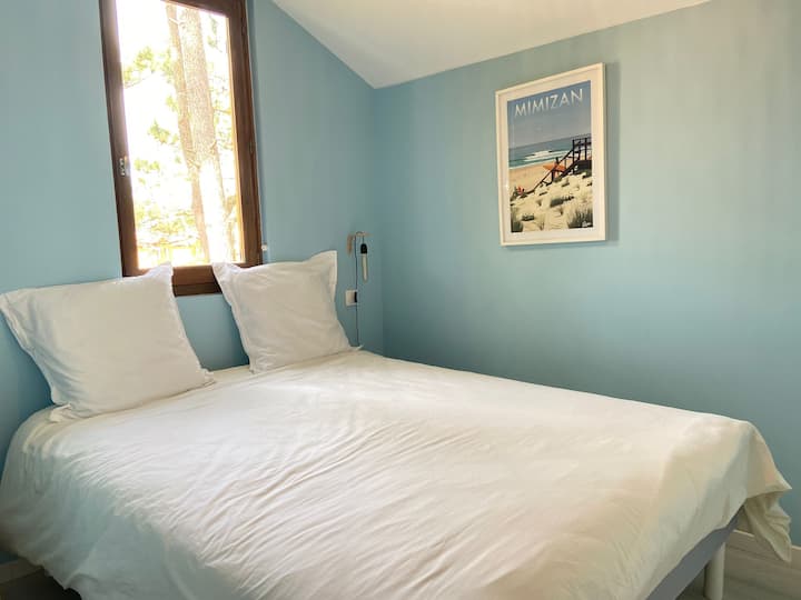 ტერასაზე გასასვლელით 